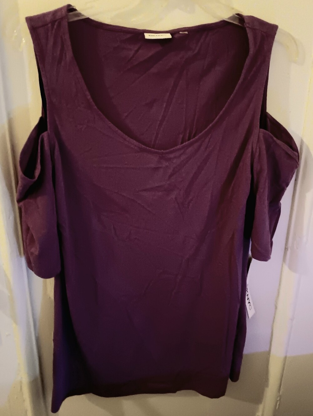 DKNYC Burgundy Cut Out Shoulder Top Large NWT